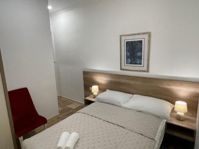 Apartment Luce Mit Pool Makarska