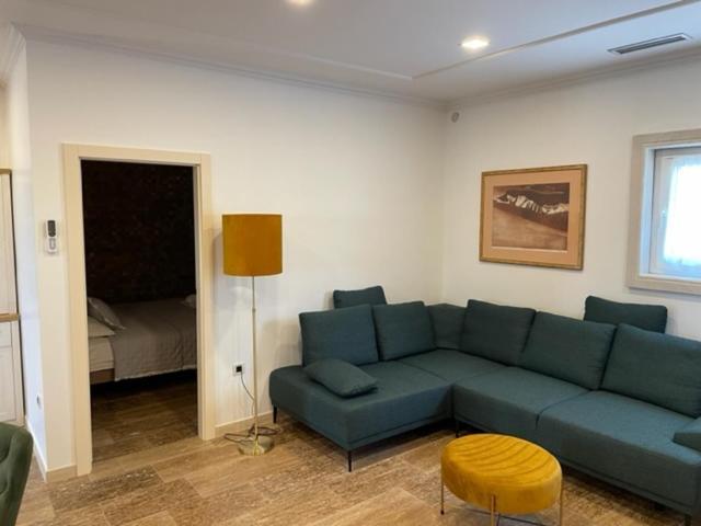 Luce Mit Pool Apartment Makarska