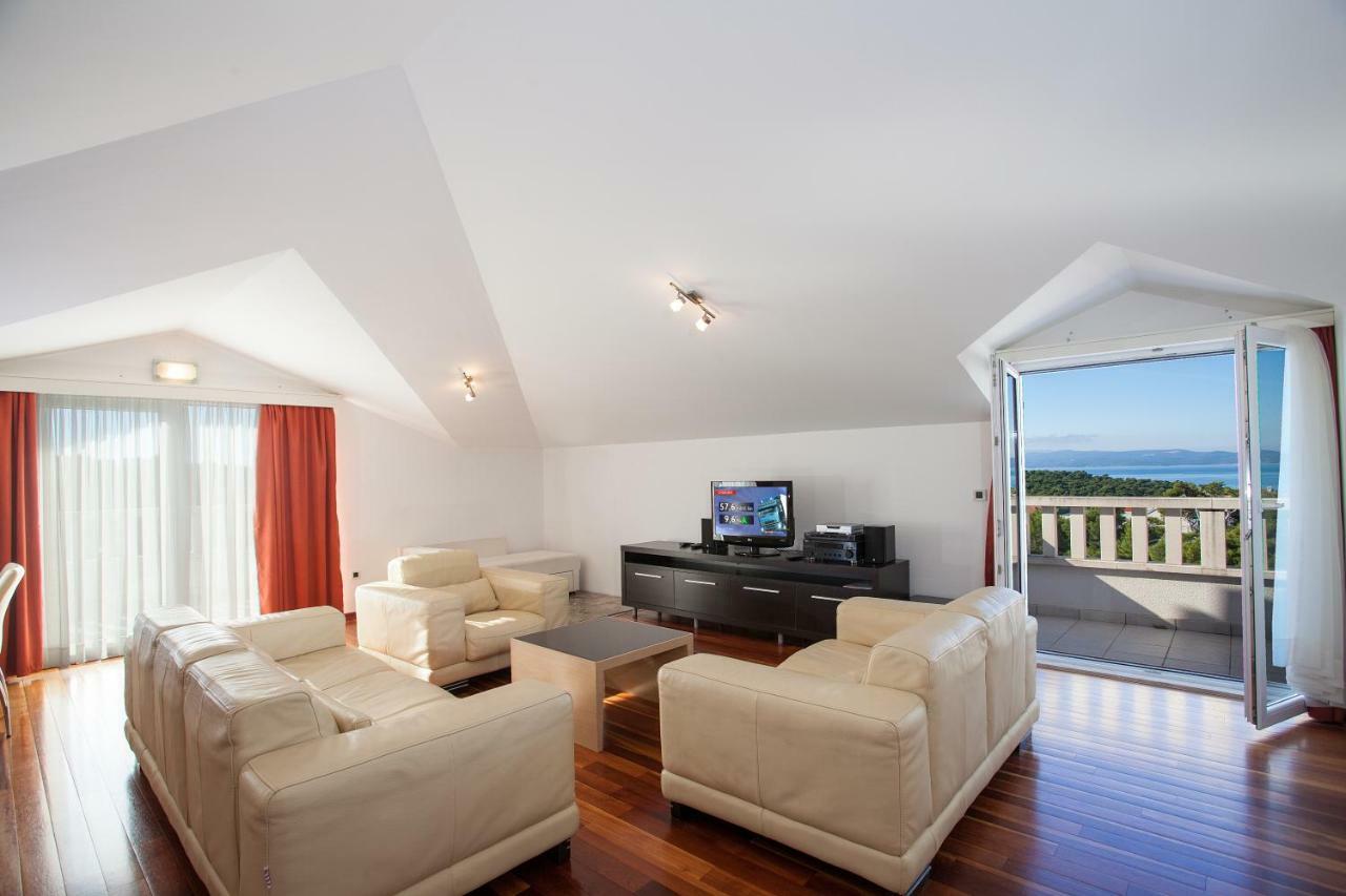 Luce Mit Pool Apartment *