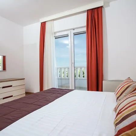 Villa Luce Mit Pool Makarska Exterior photo