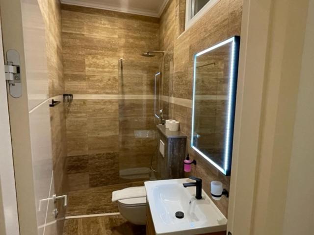 Appartamento Luce Mit Pool